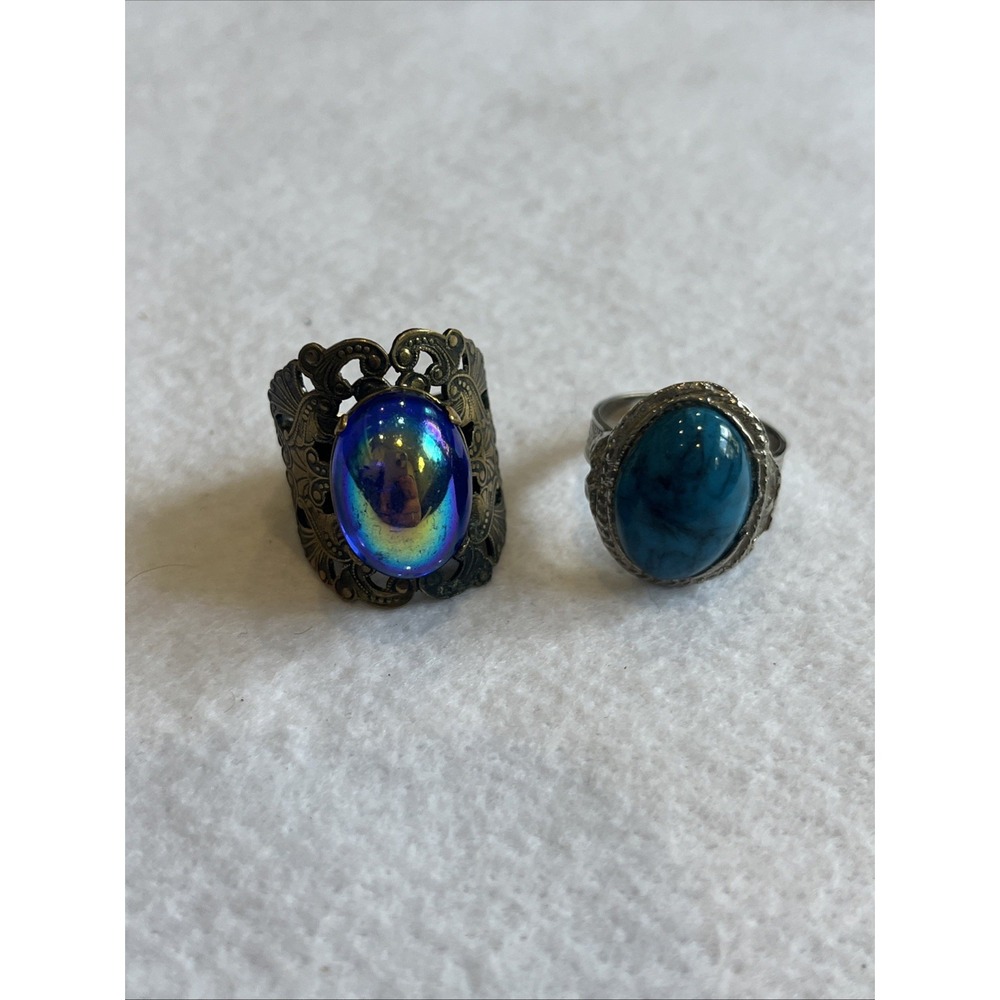 Lot Of 2 Vintage Costume Fashion Jewelry Rings Silver Bronze